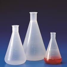 MATRAZ ERLENMEYER PLASTICO 250 ML PP GRADUADO B/E