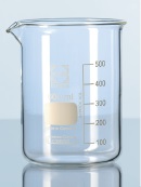 VASO FORMA BAJA CON PICO 5 ML